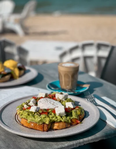 SMASHED AVO BRUSCHETTA